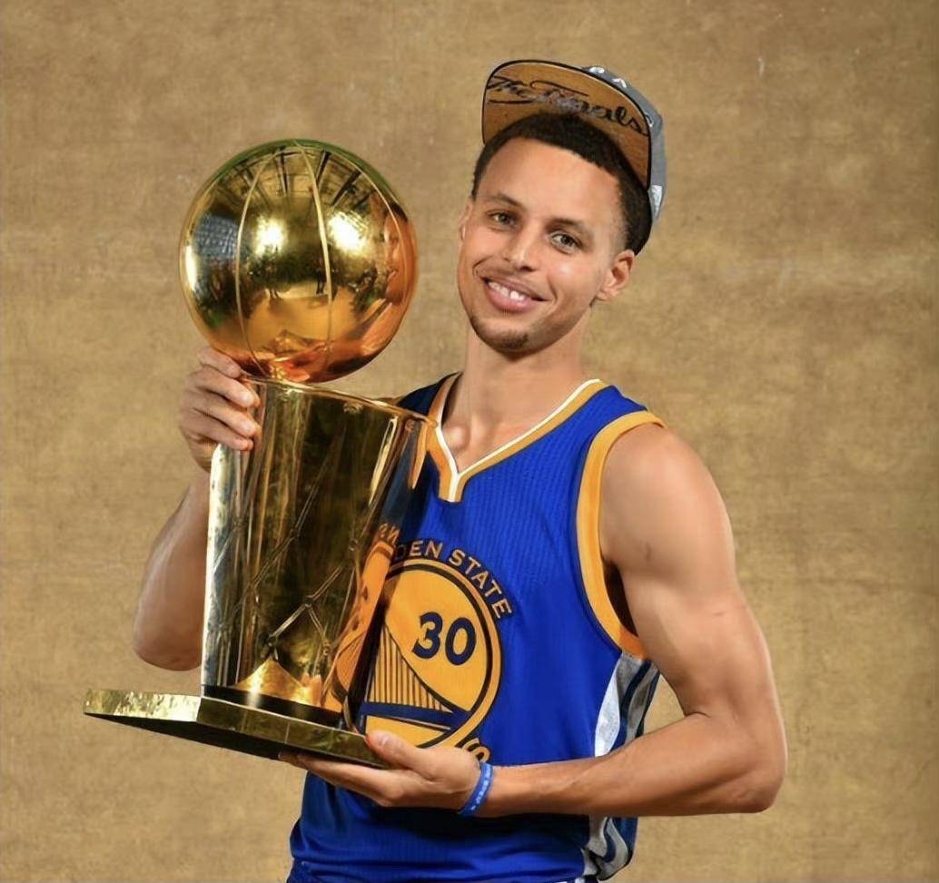 首轮资产锁 首轮资产锁